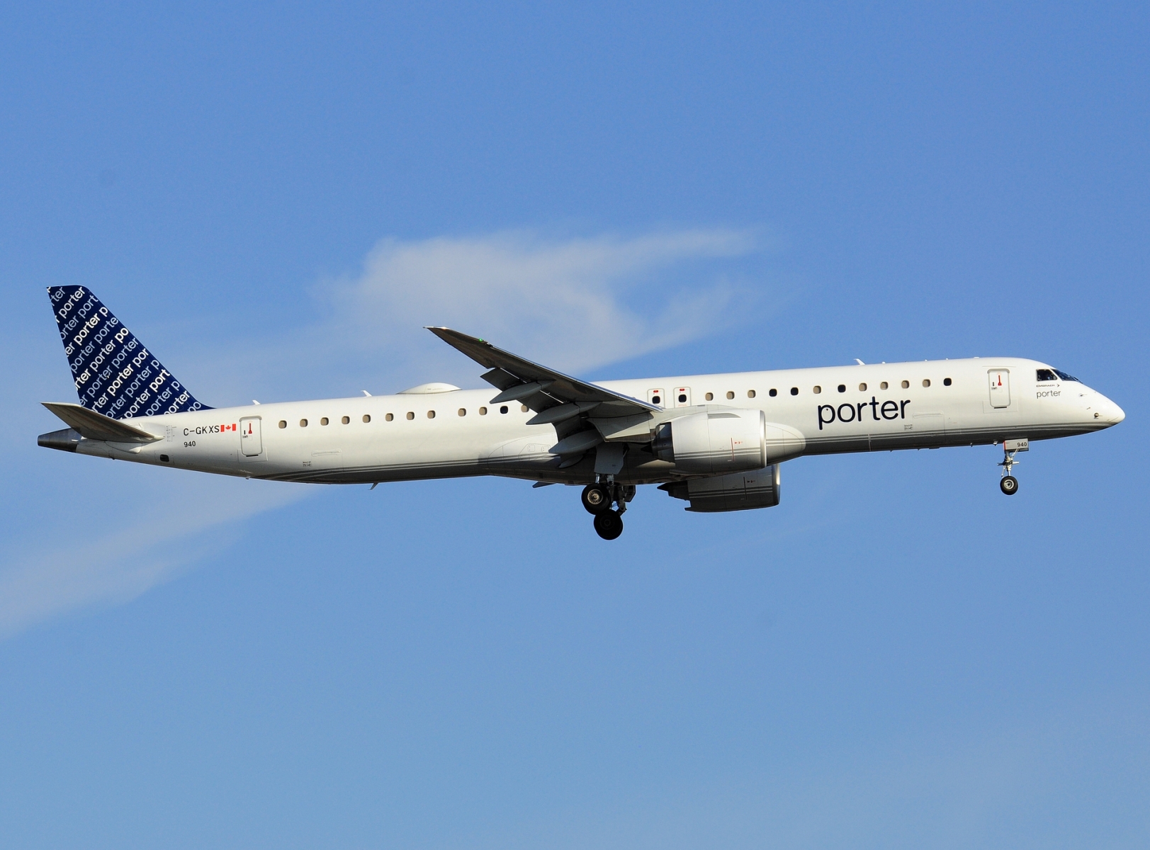C-GKXS _ ERJ-195-E2 (ERJ-190-400 STD) _ Porter Airlines _ YYZ _ CYYZ _ 27-06-2026
