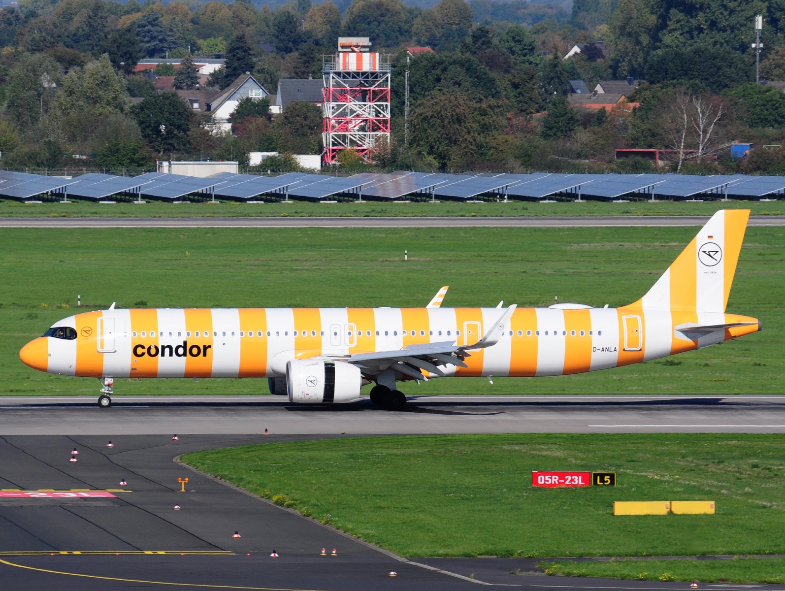 D-ANLA _ A321-271NX(WL) _ Condor _ DUS _ EDDL _ 04-10-2026