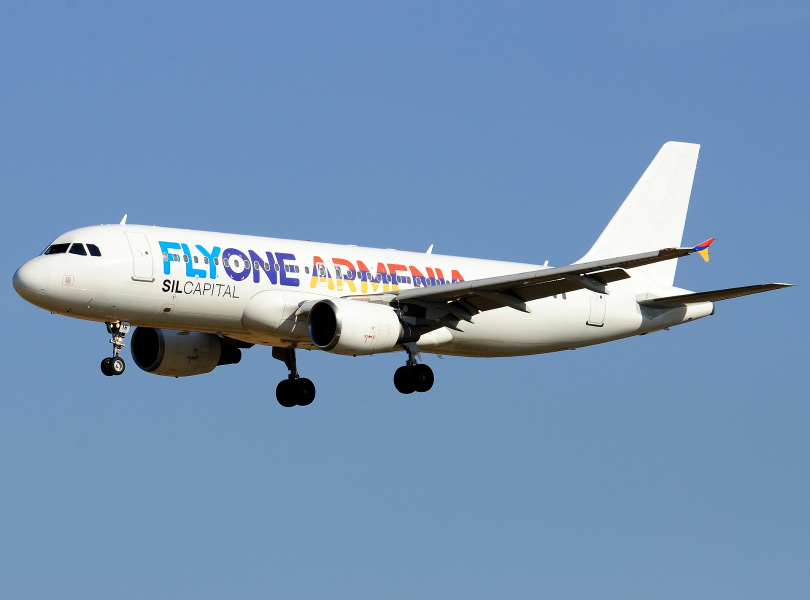 ER-00016 _ A320-214 _ FlyOne Armenia _ BRU _ EBBR _ 12-07-2026