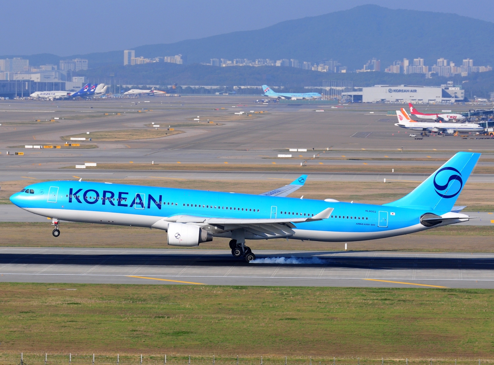 HL8002 _ A330-323 _ Korean Air Lines _ ICN _ RKSI _ 01-05-2026