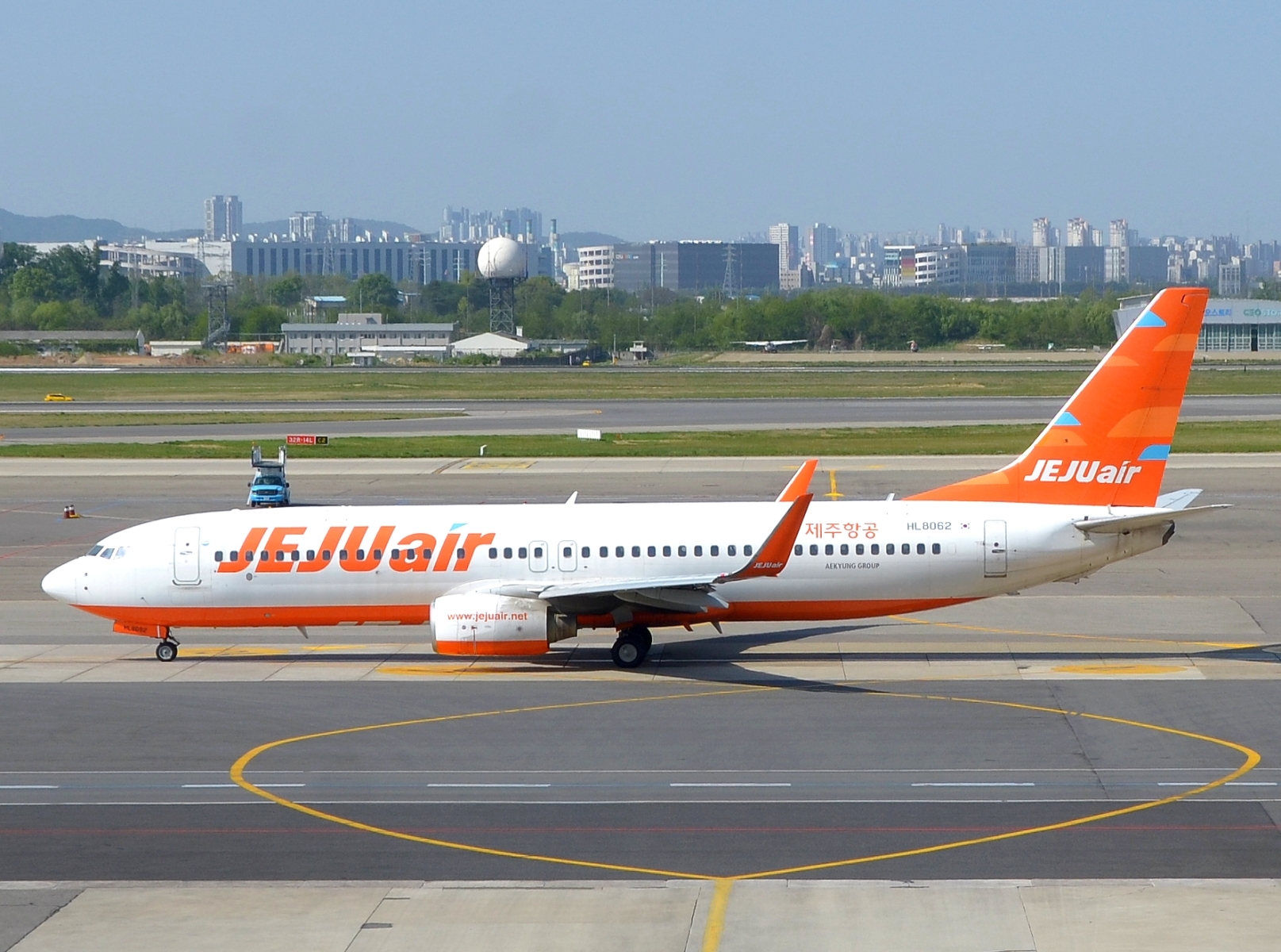 HL8061 _ 737-8AS(WL) _ Jeju Air _ GMP _ RKSS _ 01-05-2026
