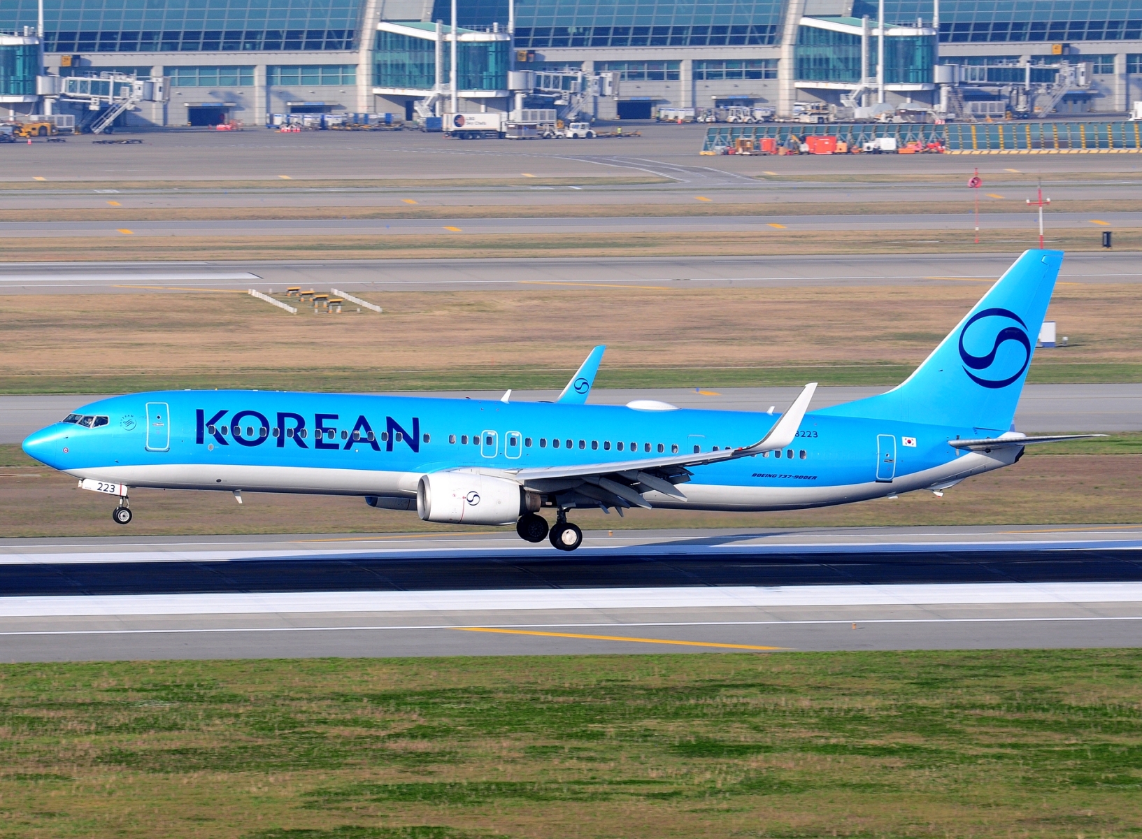 HL8223 _ 737-9B5(ER)(WL) _ Korean Air Lines _ ICN _ RKSI _ 01-05-2026