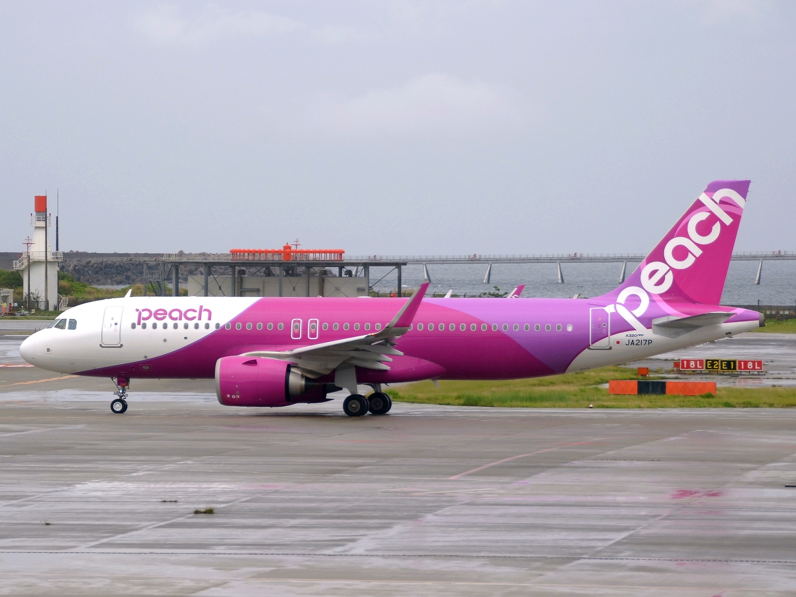 JA217P _ A320-251N(WL) _ Peach _ OKA _ ROAH _ 08-05-2026