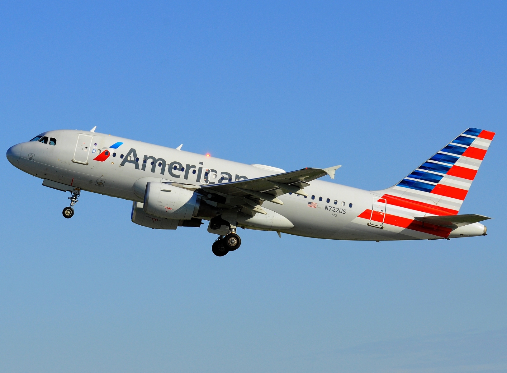 N722US _ A319-112 _ American Airlines _ YUL _ CYUL _ 25-06-2026
