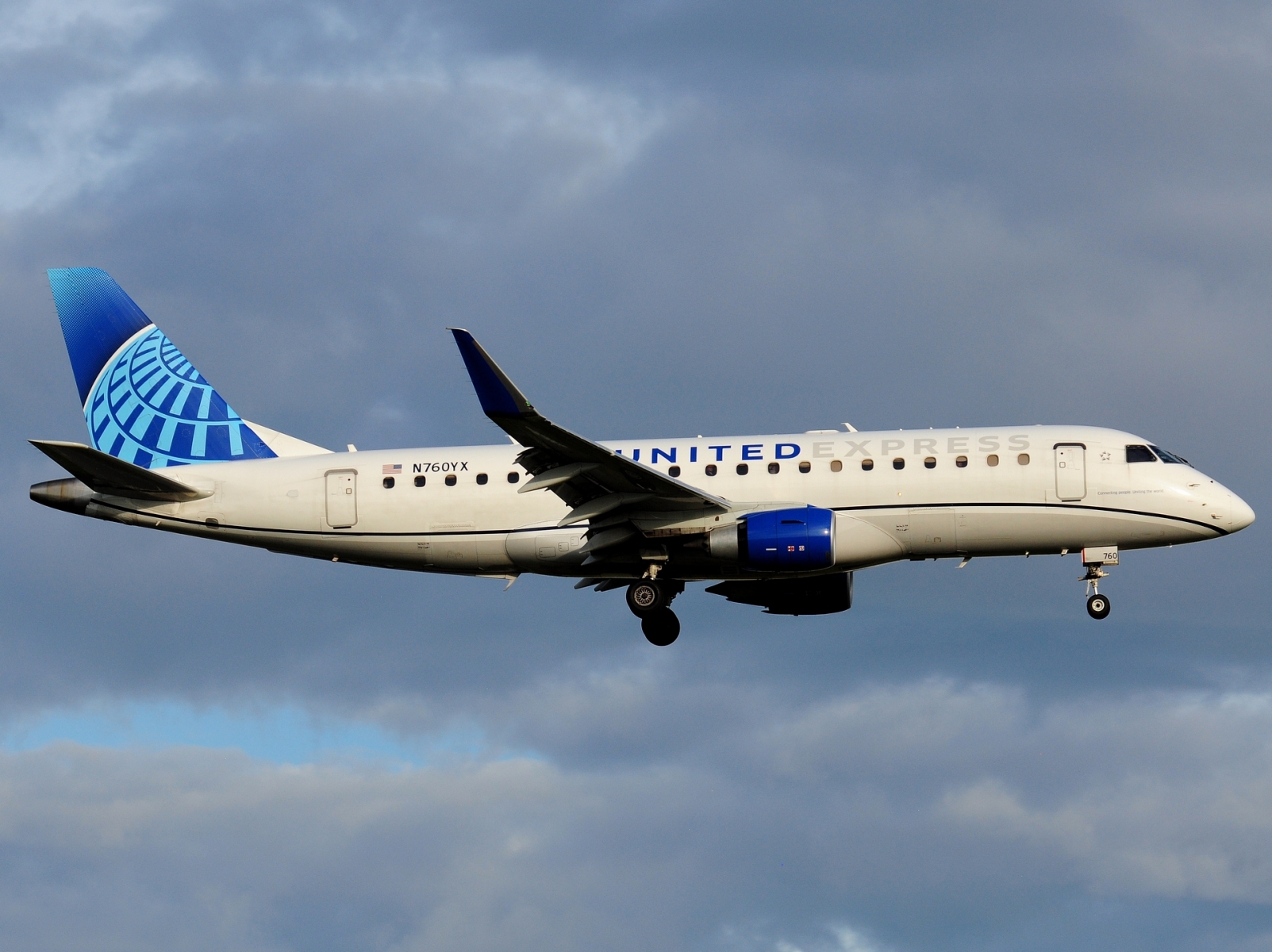 N760YX _ ERJ-175LR (ERJ-170-200 LR) _ United Express _ YUL _ CYUL _ 24-06-2026