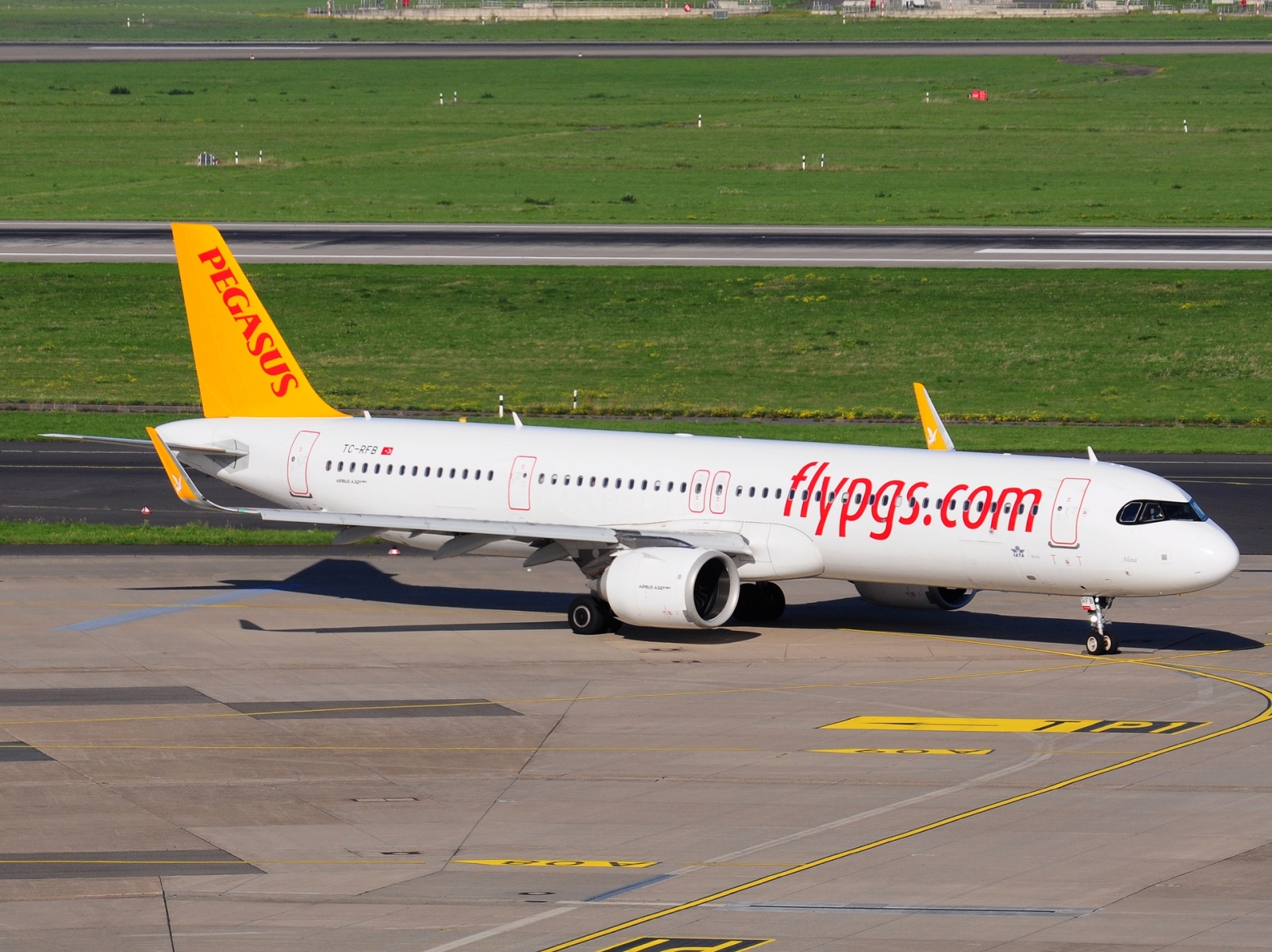 TC-RFB _ A321-251NX(WL) _ Pegasus _ DUS _ EDDL _ 04-10-2026
