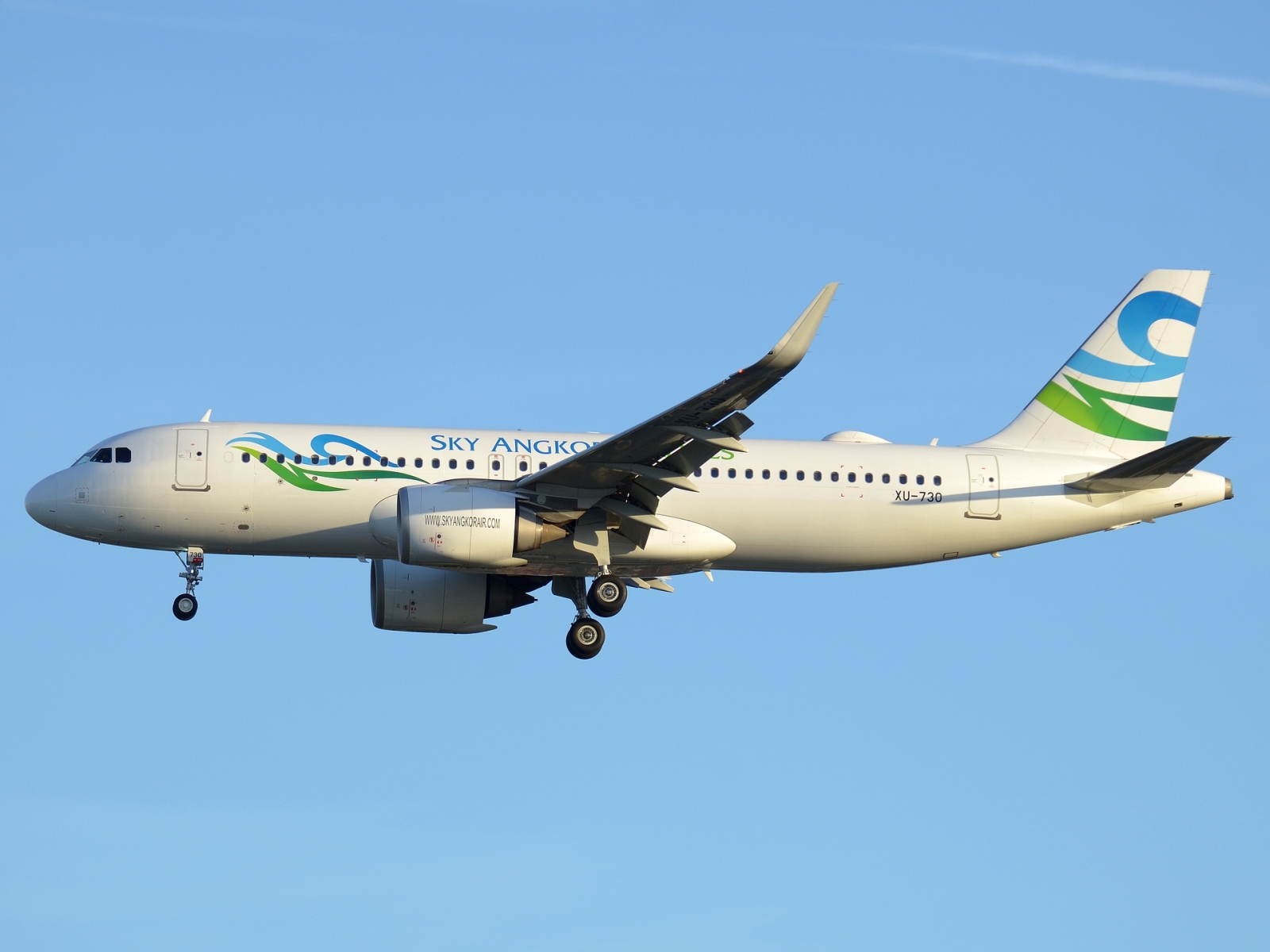 XU-730 _ A320-251N(WL) _ Sky Angkor Airlines _ BRU _ EBBR _ 08-04-2026