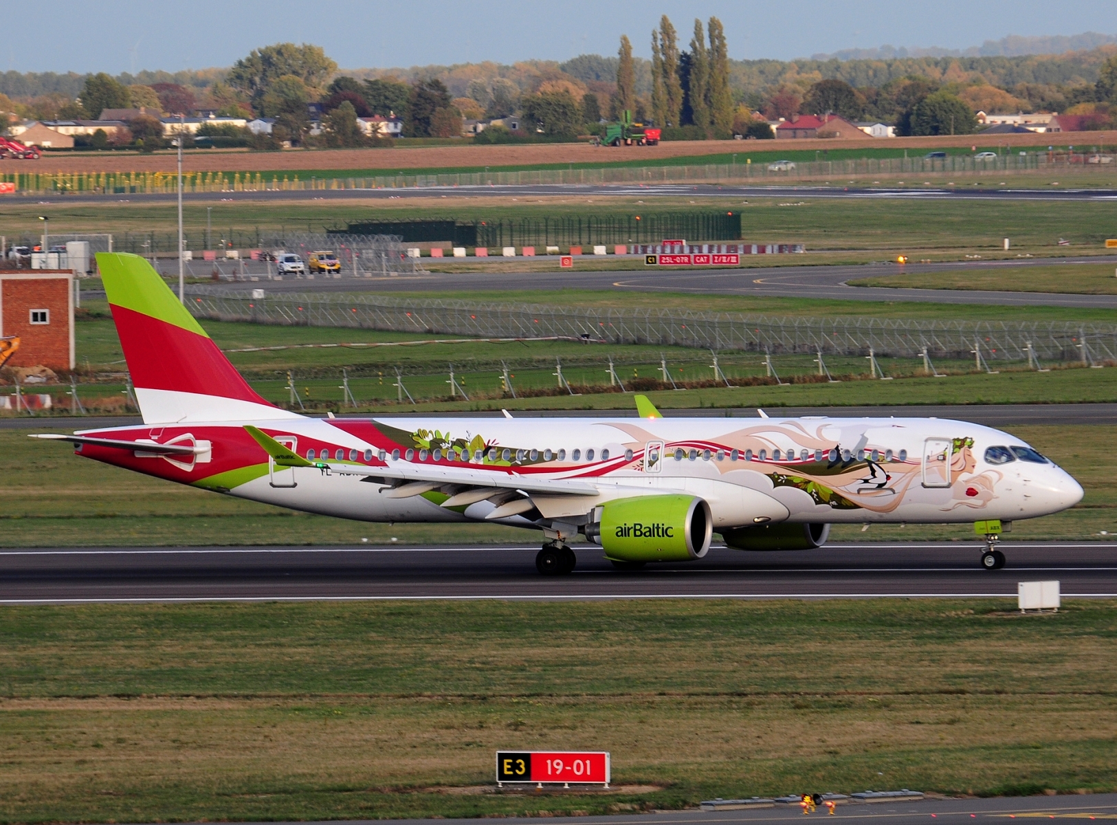 YL-ABX _ A220-300 _ Air Baltic _ BRU _ EBBR _ 15-10-2026