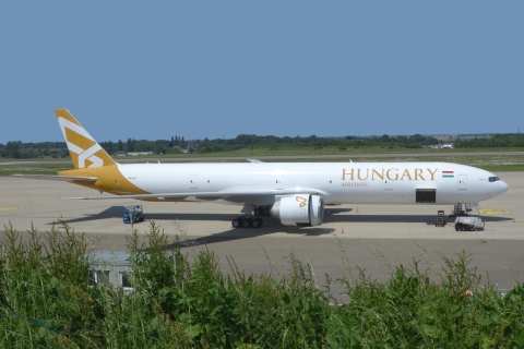 9H-GLG _ 777-36N(ER) _ Hungary Airlines _ LGG _ EBLG _ 29-09-2026