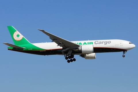 B-16785 _ 777-F _ EVA Air Cargo _ YYZ _ CYYZ _ 27-06-2026