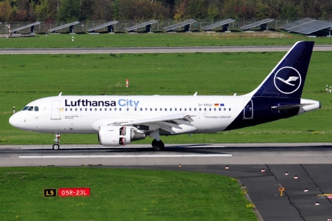 D-ABGK _ A319-112 _ Lufthansa City Airlines _ DUS _ EDDL _ 04-10-2026