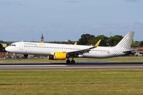 EC-NYD _ A321-271NX(WL) _ Vueling _ BRU _ EBBR _ 21-09-2026