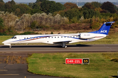 PH-DWA _ ERJ-145LI _ ACE - Air Charters Europe _ LGG _ EBLG _ 12-10-2026